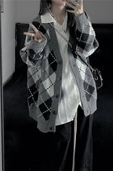 Langärmliger Pullover mit Knopfleiste und Argyle-Muster