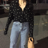 Chiffon-Langarmhemd mit V-Ausschnitt und Punkten