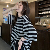 Loose Oversize O-Neck Striped Shirt