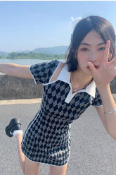 Vestido sexy con estampado de rombos y aberturas