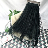 A-Linien-Faltenrock aus Tüll und Netzstoff mit Blumenstickerei