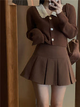 Brauner Faltenrock in A-Linie mit hoher Taille