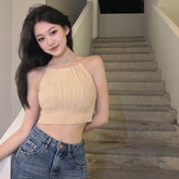 Tops cortos de punto con cuello halter