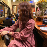 Langärmliges Cordkleid mit Vintage-Blumenmuster