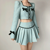 Conjunto de tweed con cuello cuadrado y lazo dulce