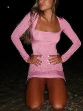 Minivestido con escote en U y diamantes de imitación rosas