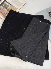 Glitzernder Minirock