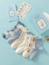 Geschenkbox mit Peter-Hase-Socken