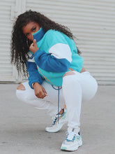 Abrigo suelto y peludo con bloques de color