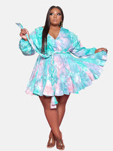 Midikleid mit Batikmuster und Gürtel