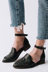 Zapatos planos tejidos con punta hueca