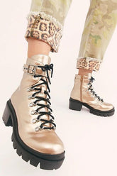 Botas Martin con hebilla de cinturón y cordones