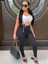 Mono sin mangas con agujeros