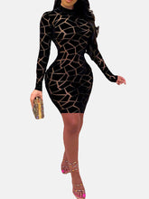 Minivestido de retazos de malla