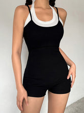 Schwarzer Jumpsuit mit Neckholder-Patchwork-Ripp