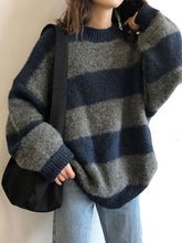 Übergroßer Pullover mit Streifen