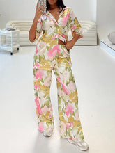 Zweiteiliges Set mit Blumenmuster