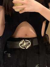 Schwarzer PU-Ledergürtel mit Metalllogo und Schnalle