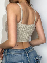 Top corto de punto trenzado