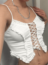 Top corto de tirantes con ribete de encaje