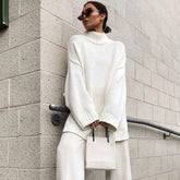 Suéter de manga larga con cuello alto - Blanco