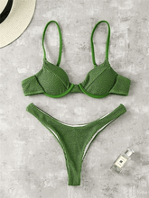 Conjunto de bikini push up con aros y bata