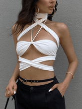 Kurzes Neckholder-Camisole mit Trägerdetail