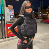 Chaleco acolchado corto con cuello alto y cremallera frontal estilo urbano - Negro