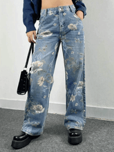 Baggy-Boyfriendjeans im Vintage-Stil mit Blumenmuster