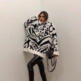 Suéter extragrande con cuello levantado Shanta