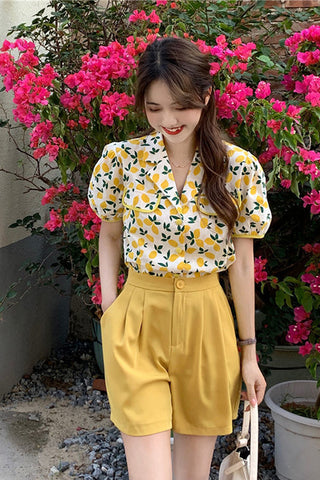 Bluse mit Puffärmeln und Vintage-Blumenmuster 