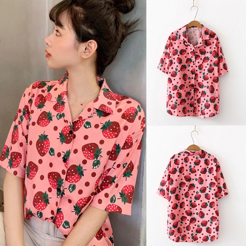 Camisa blusa estampada con fresas