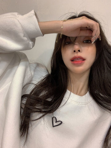 Long Sleeve O-Neck Love Sweatshirt