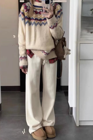 Loose Neck Argyle Pattern Knitted Sweater
