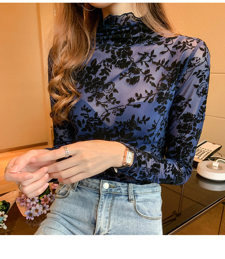 Camisa de manga larga transparente de malla con estampado floral y cuello alto 