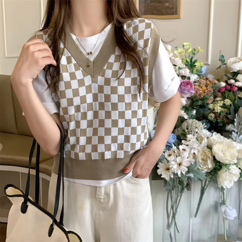 V-Neck Plaid Chess Knitted Vest Sweater