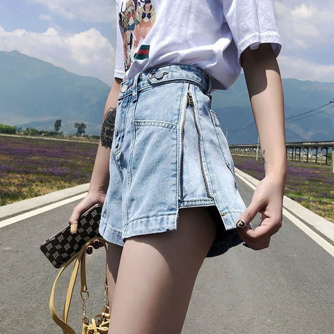 Side Zipper Denim Short Jeans