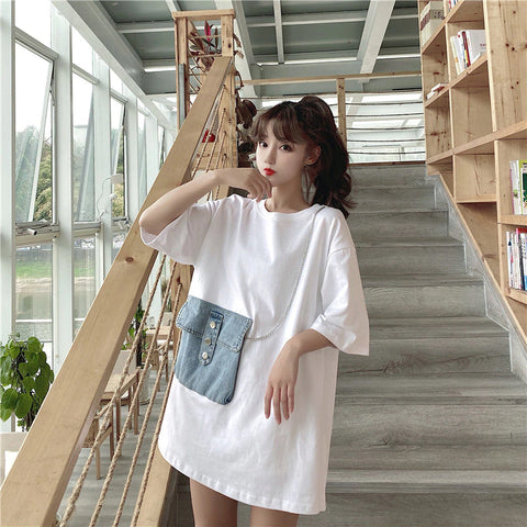 Lockeres Oversize-Hemd mit Denim-Kettentasche