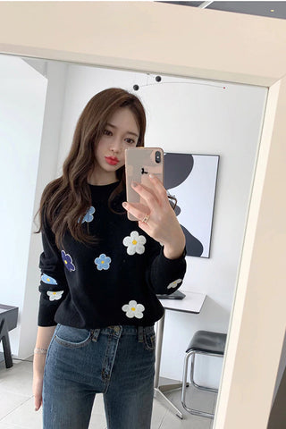 Daisy Floral Embroidery Sweater