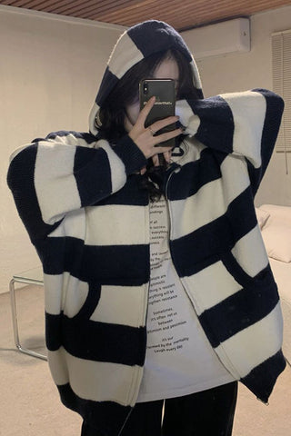 Loose Knitted Zipper Striped Hoodie