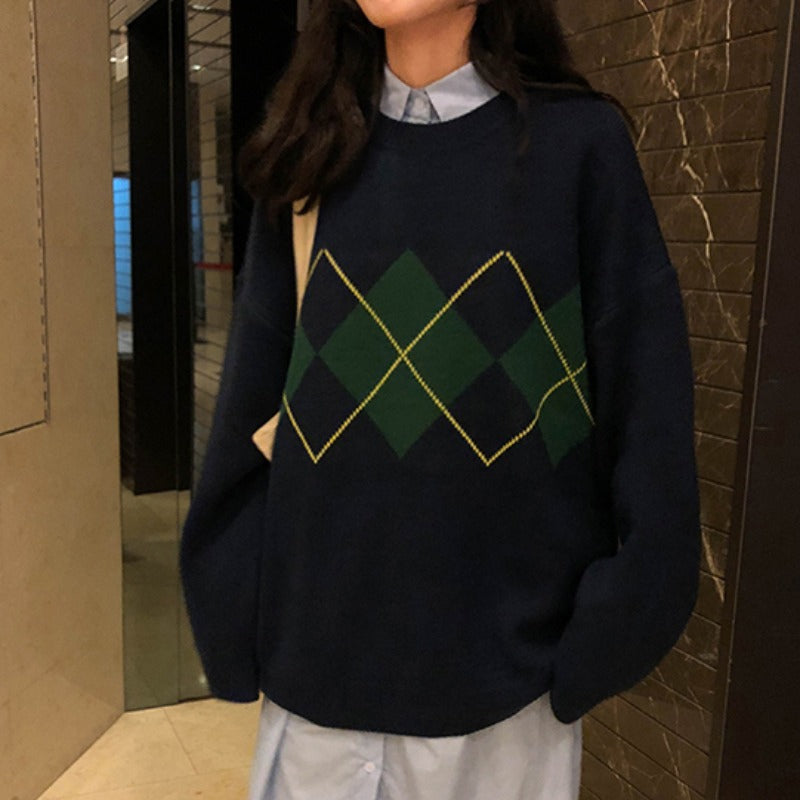 Loose Diamond Pattern Knitted Sweater
