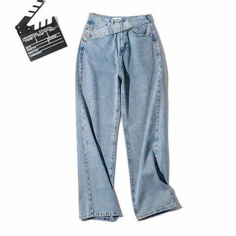 Jeanshose mit hoher Taille und unregelmäßigem Reißverschluss und weitem Bein