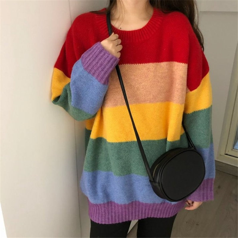 Oversize-Pullover mit Regenbogenstreifen 