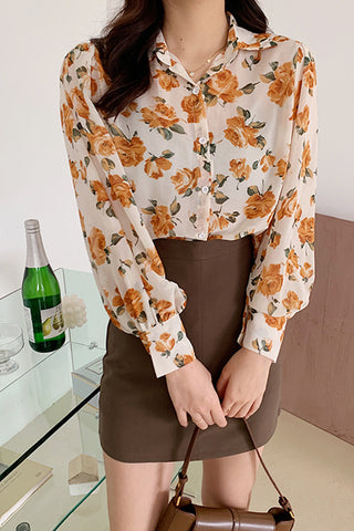 Blusa de gasa con estampado de flores