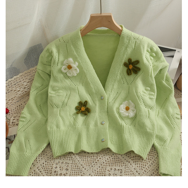 Kurzer Cardigan mit V-Ausschnitt und Blumenmuster 