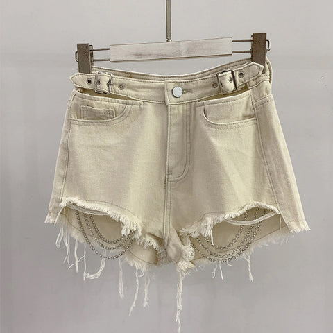 Vintage Jeansshorts mit weitem Bein und Metallkette 