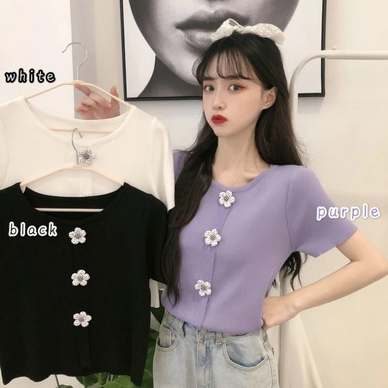 Daisy Button Cropped Slim Shirts