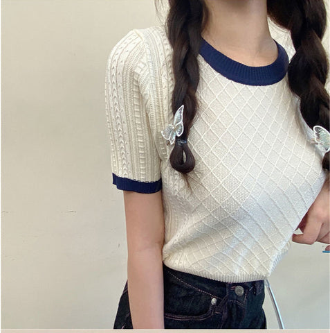 Süßes, schmales Ringer-Shirt mit Rundhalsausschnitt 