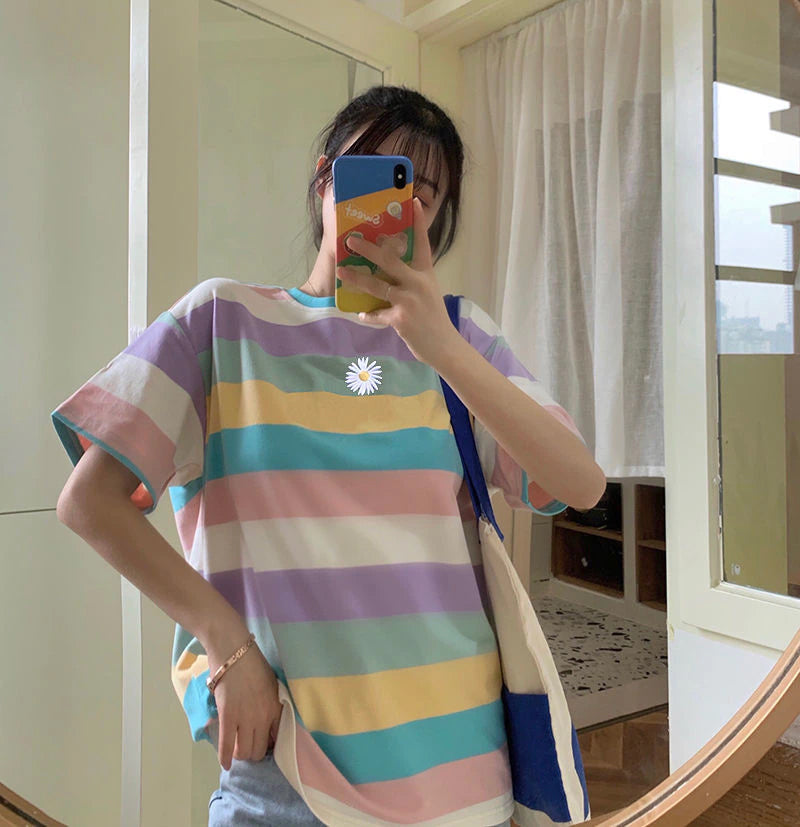 Loose Daisy Embroidered Short Sleeve Striped Shirt