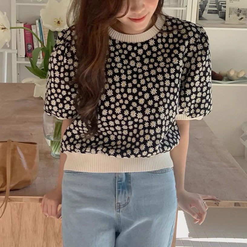 Daisy Printed Puff Sleeve Slim Shirt